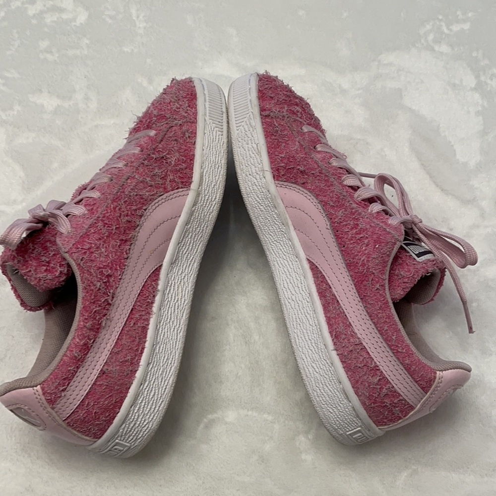 Pink Shaggy Pumas!